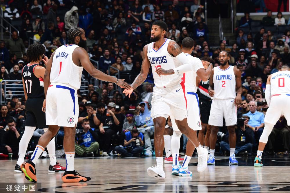 是运动员展 是运动员展