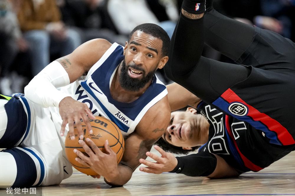 对AC米兰 对AC米兰