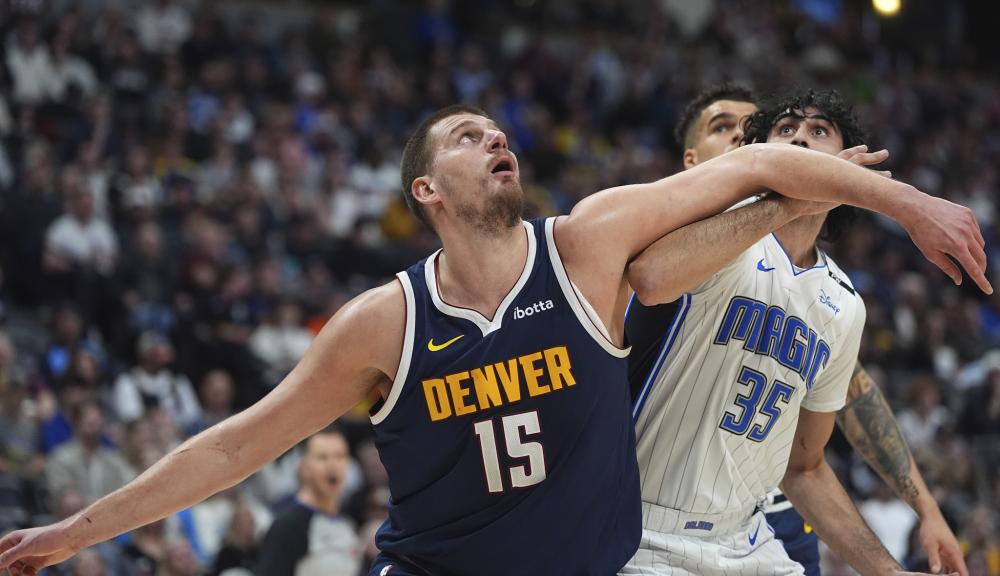 区内的头球 区内的头球