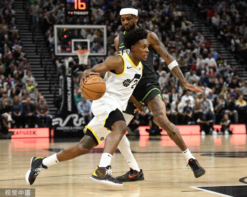 在防守端的 在防守端的